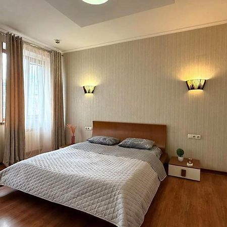 Mironositskaya 75 Daire Harkiv Dış mekan fotoğraf