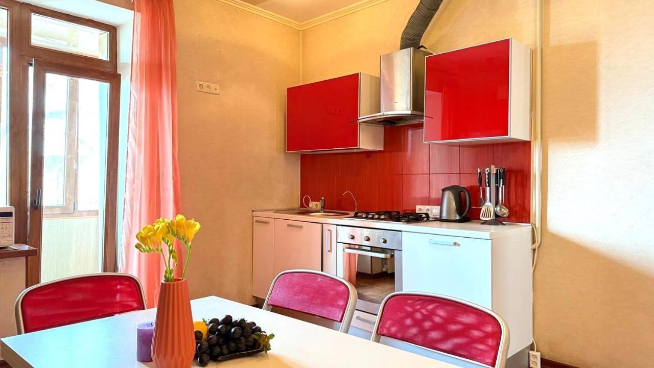 Mironositskaya 75 Daire Harkiv Dış mekan fotoğraf
