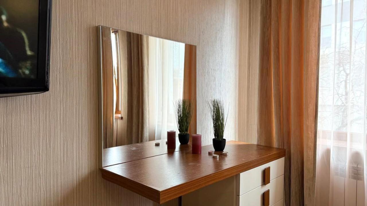 Mironositskaya 75 Daire Harkiv Dış mekan fotoğraf