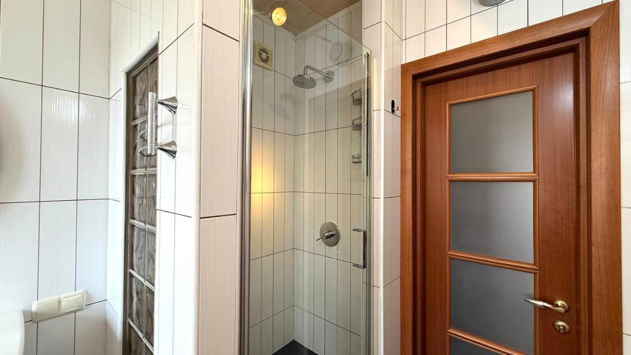 Mironositskaya 75 Daire Harkiv Dış mekan fotoğraf